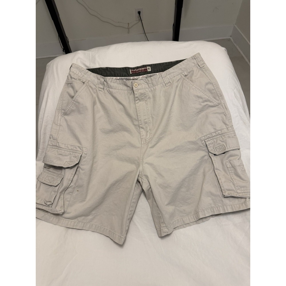 Men's 44 Colosseum outdoor cargo shorts made in Russia beige